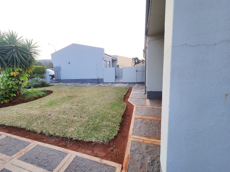 3 Bedroom Property for Sale in Geelhoutpark North West